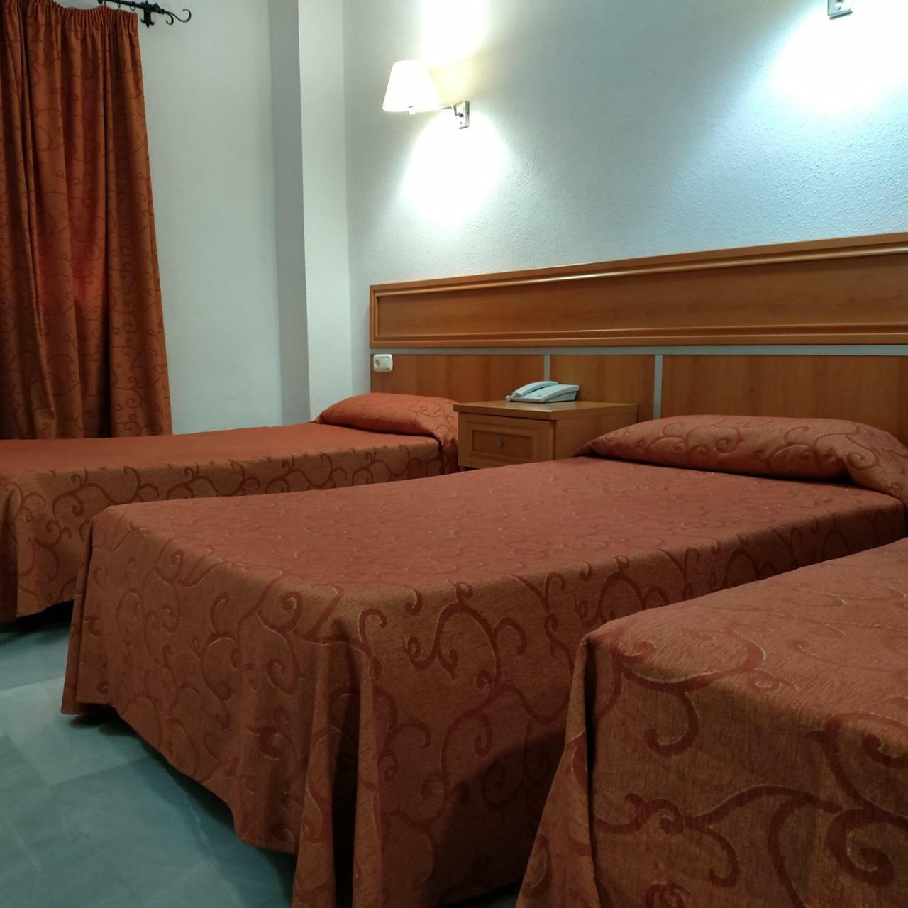 Hotel Restaurante La Rabida Палос-де-ла-Фронтера Экстерьер фото